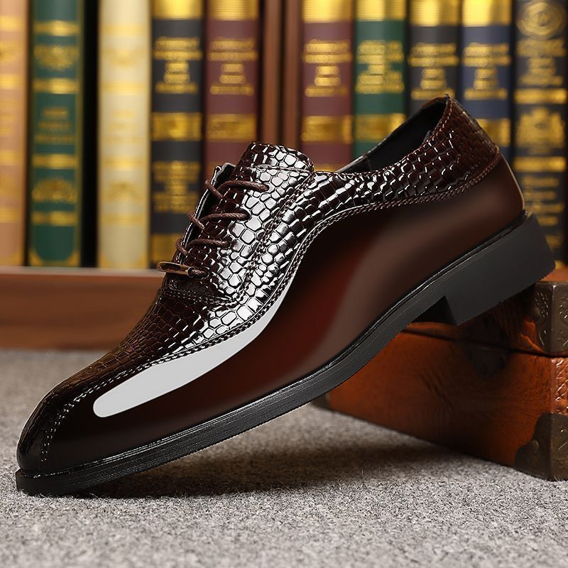 Men'S Formal Style - メンズ光沢パテントレザー英国風ポインテッドトゥドレスシューズ隠しヒール韓国ファッション理容師フォーマルシューズ