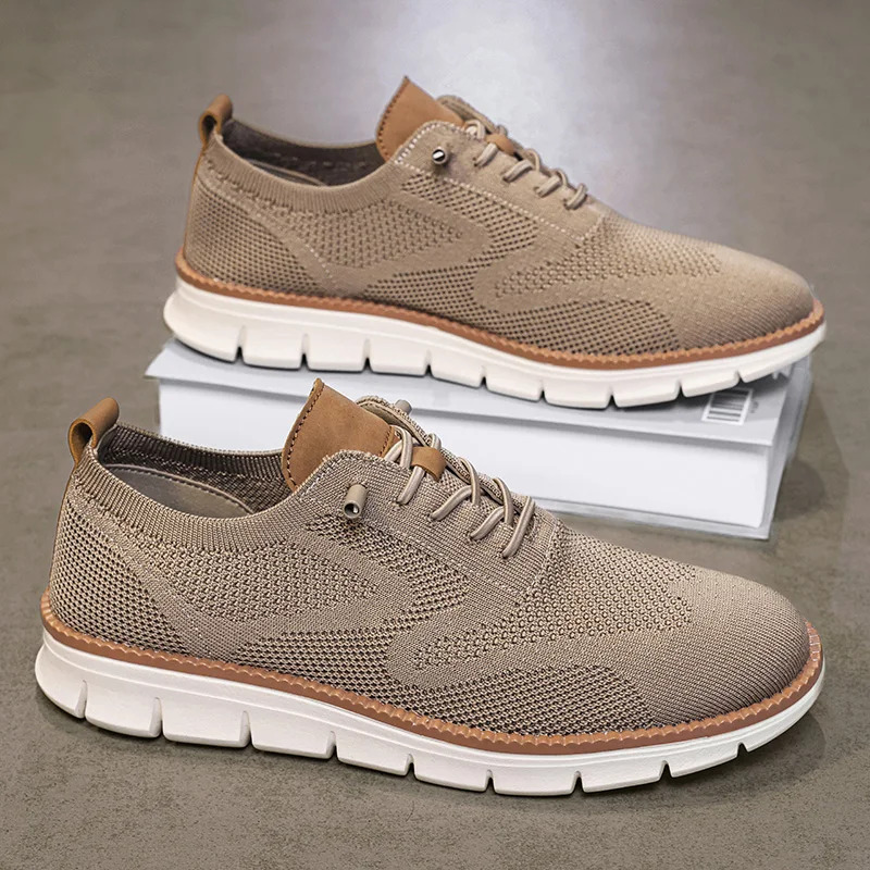 男性カジュアルシューズクラシック通気性ブローグフラットクッシ - Men Formal Wear Shoes のレビューと価格