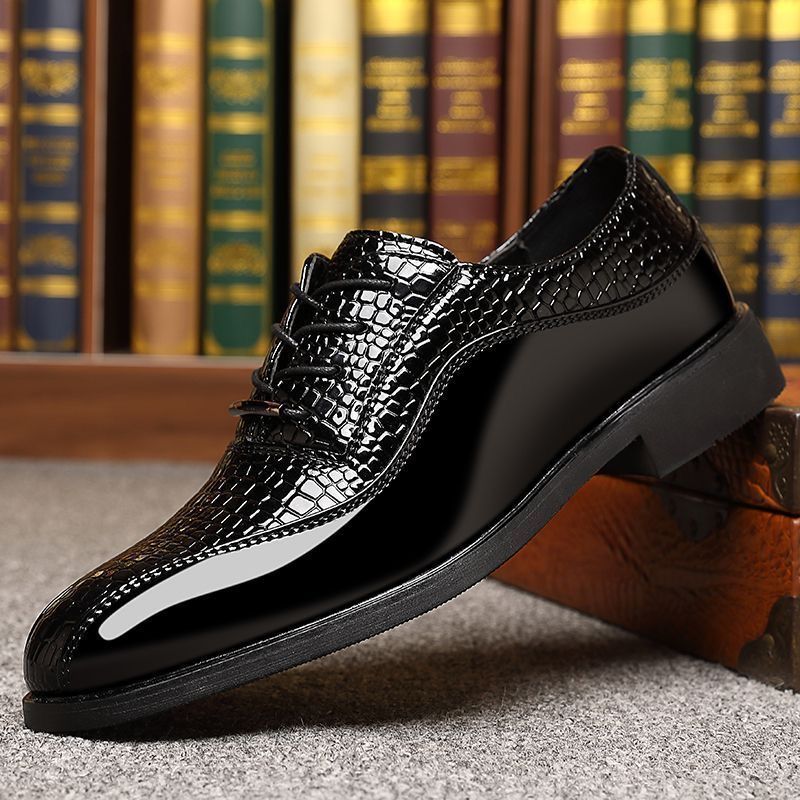 メンズ光沢パテントレザー英国風ポインテッドトゥドレスシューズ - Men'S Formal Style のレビューと価格