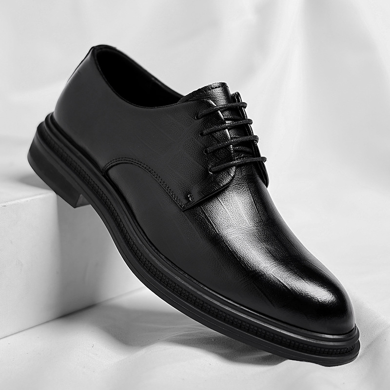 メンズブラックテクスチャードレザーポインテッドトゥレースアッ - Men Formal Wear All Black のレビューと価格