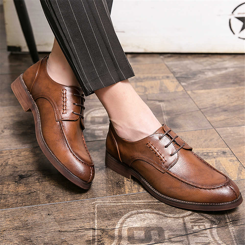 エレガントな滑り止め大型メンズシューズカジュアルスニーカー男 - Men'S Holiday Formal Wear のレビューと価格