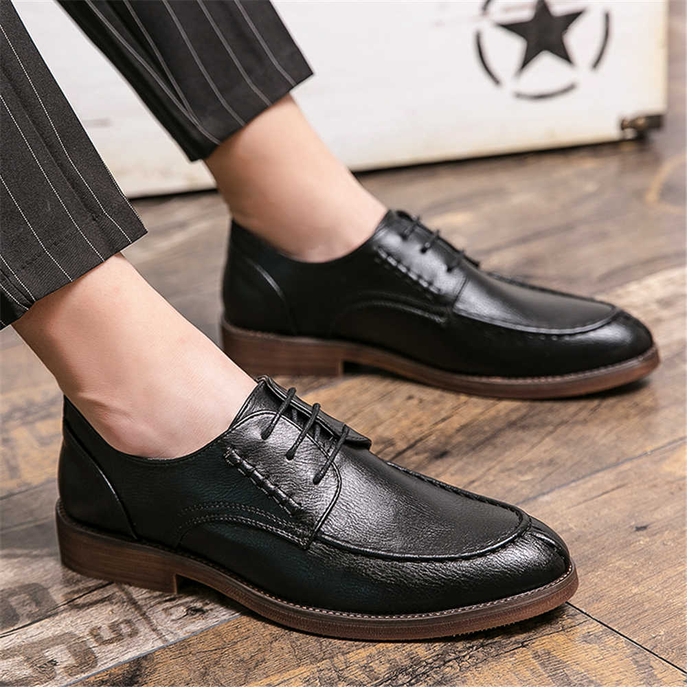 エレガントな滑り止め大型メンズシューズカジュアルスニーカー男 - Men'S Holiday Formal Wear のレビューと価格
